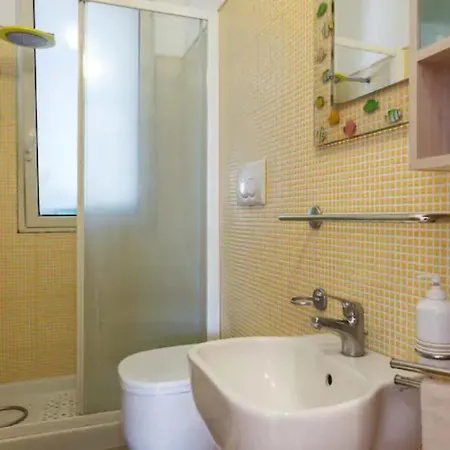 Апартаменты With Terrace And Lovely Sea View *